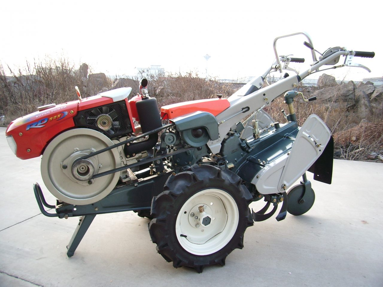 تراکتور دو چرخ